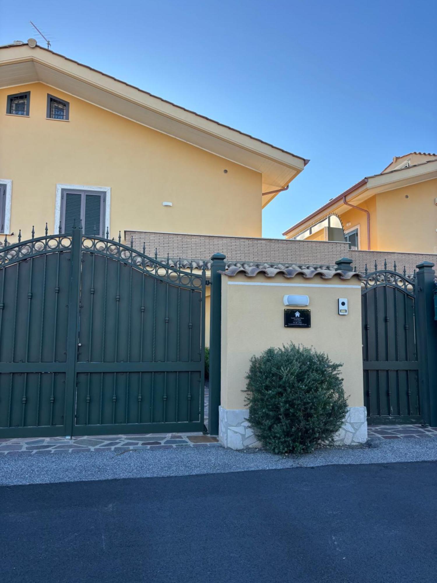 Carolas Luxury House Fiumicino Eksteriør bilde